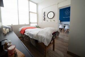 Masaje con piedras calientes - The Slow Room en Las Palmas de Gran Canaria