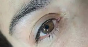 Micropigmentación Entrepestañas – The Slow Room